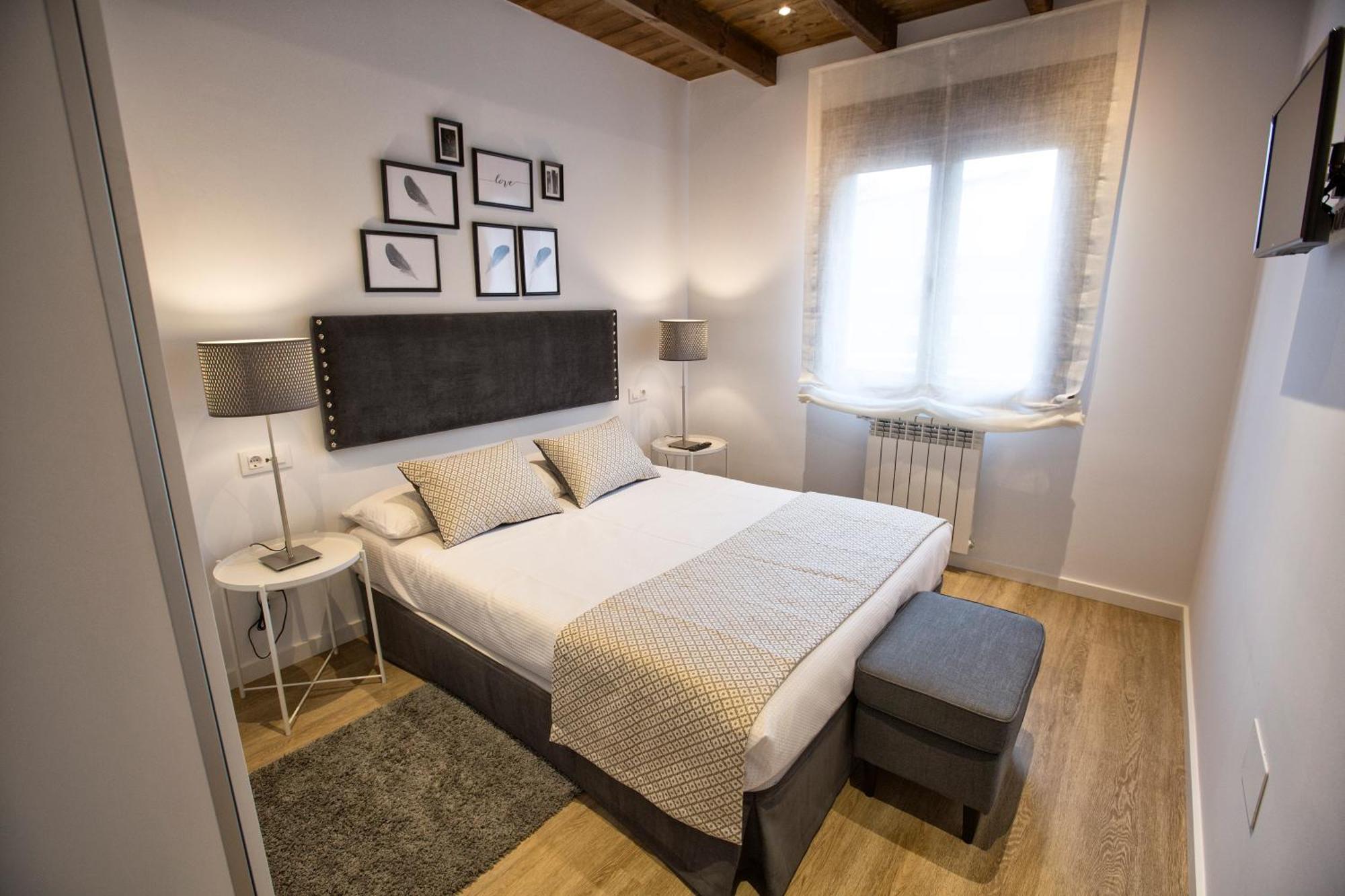 Fuente El Gueeyu Apartment Cangas de Onis Exterior photo
