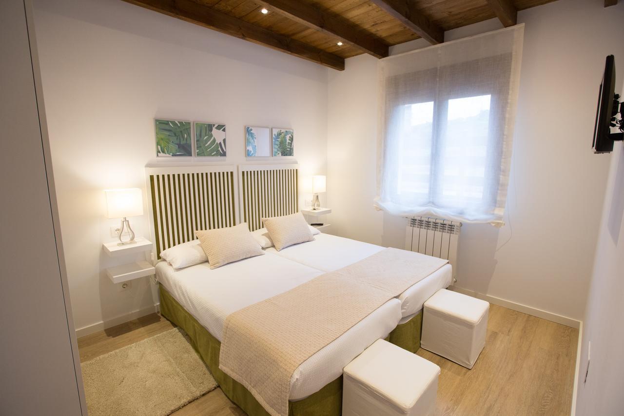 Fuente El Gueeyu Apartment Cangas de Onis Exterior photo